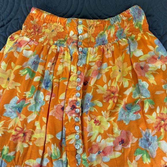 Gauzy Floral High Low Hem Maxi Skirt - Picture 3 of 10